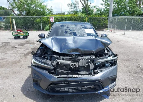 2022 Honda Civic Sport z USA, uszkodzony, nr VIN 2HGFE2F56NH516006